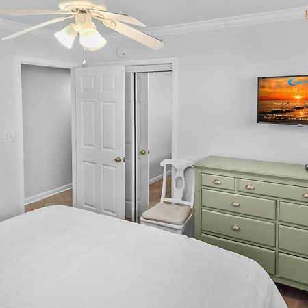 Is9-Cozy Upstairs Beachfront Condo - King Beds Fort Walton Beach Buitenkant foto